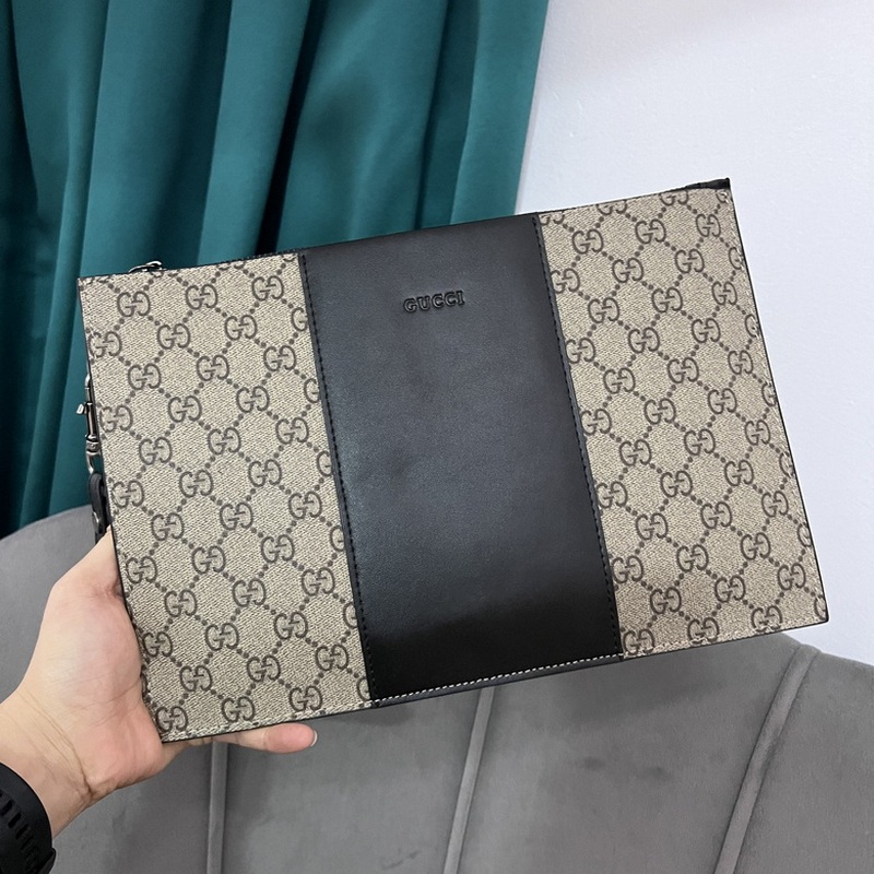 Gucci Wallets 16